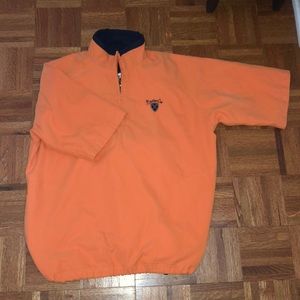 Turtleson 3/4 sleeve golf windbreaker.